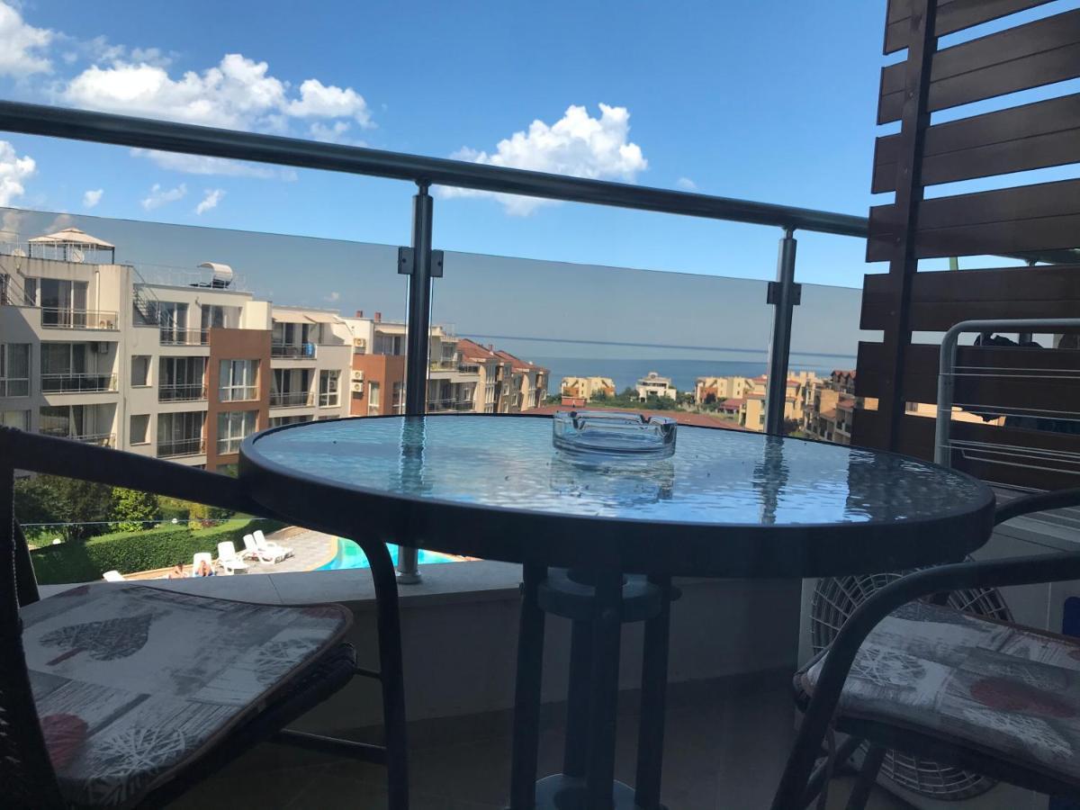 Apartments In Sunny Island Complex Τσερνομόρετς Εξωτερικό φωτογραφία