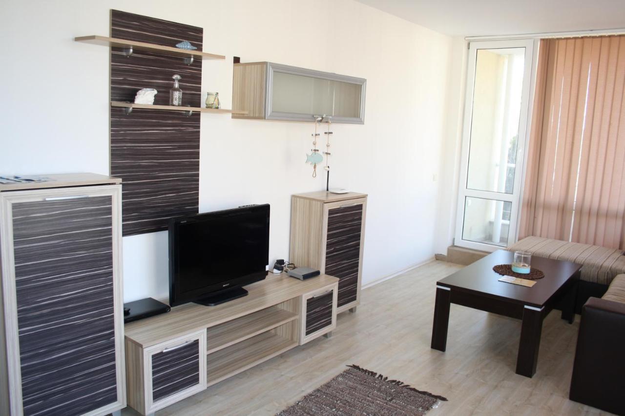Apartments In Sunny Island Complex Τσερνομόρετς Εξωτερικό φωτογραφία