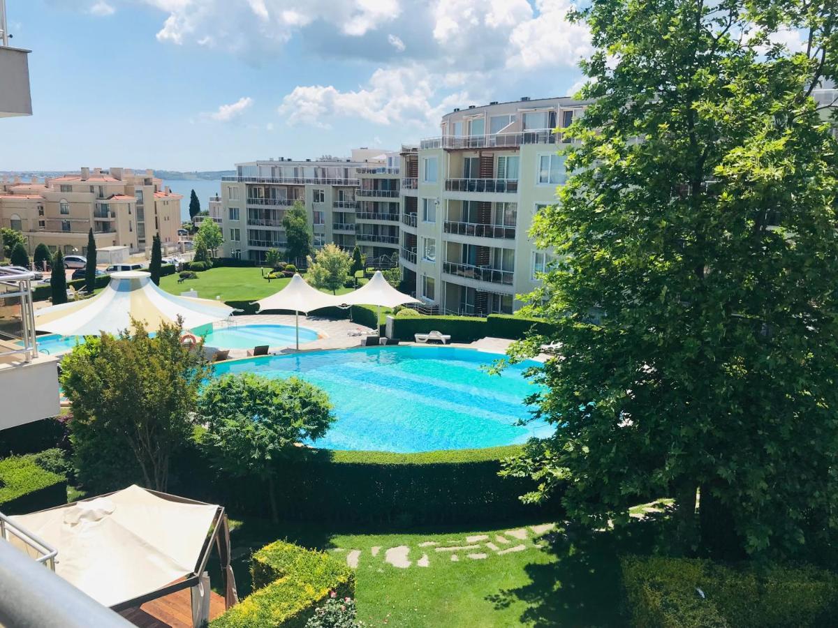Apartments In Sunny Island Complex Τσερνομόρετς Εξωτερικό φωτογραφία