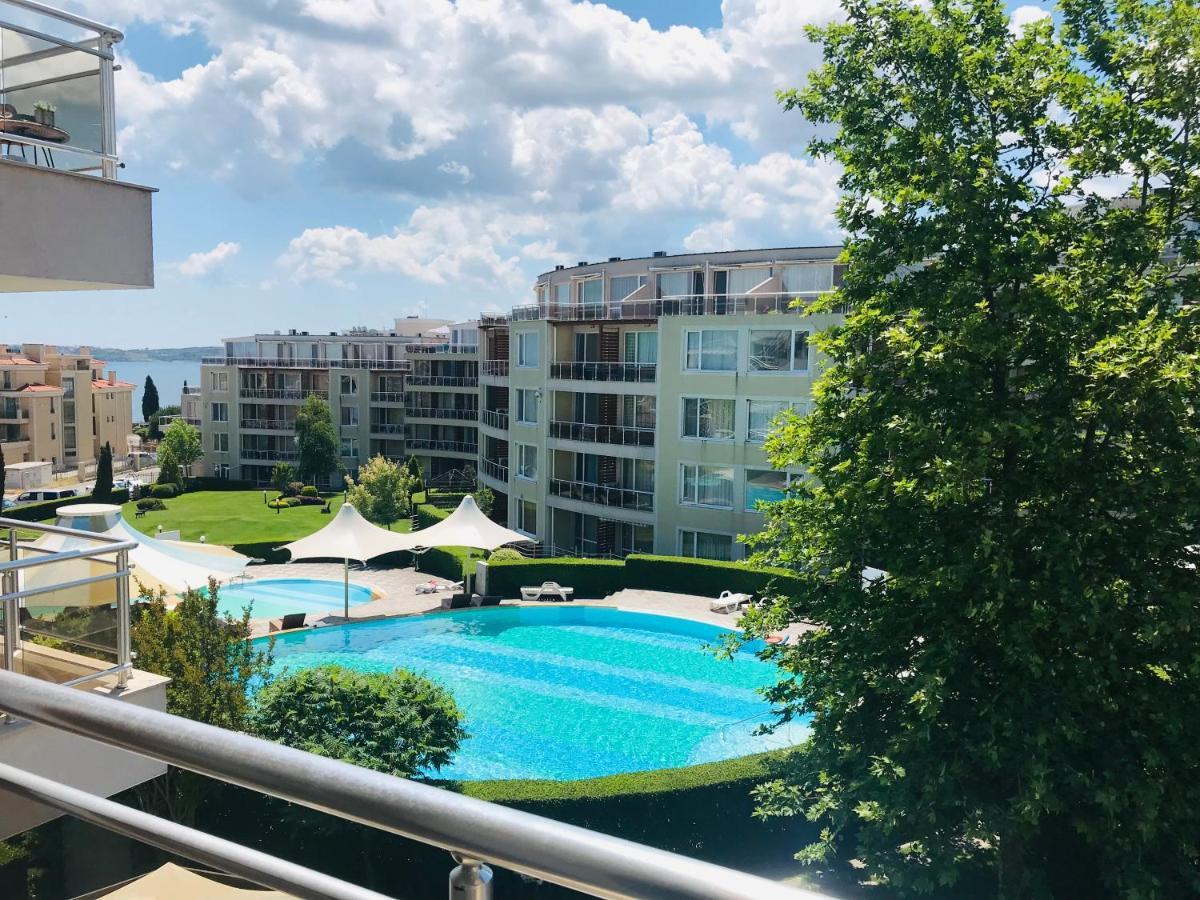 Apartments In Sunny Island Complex Τσερνομόρετς Εξωτερικό φωτογραφία