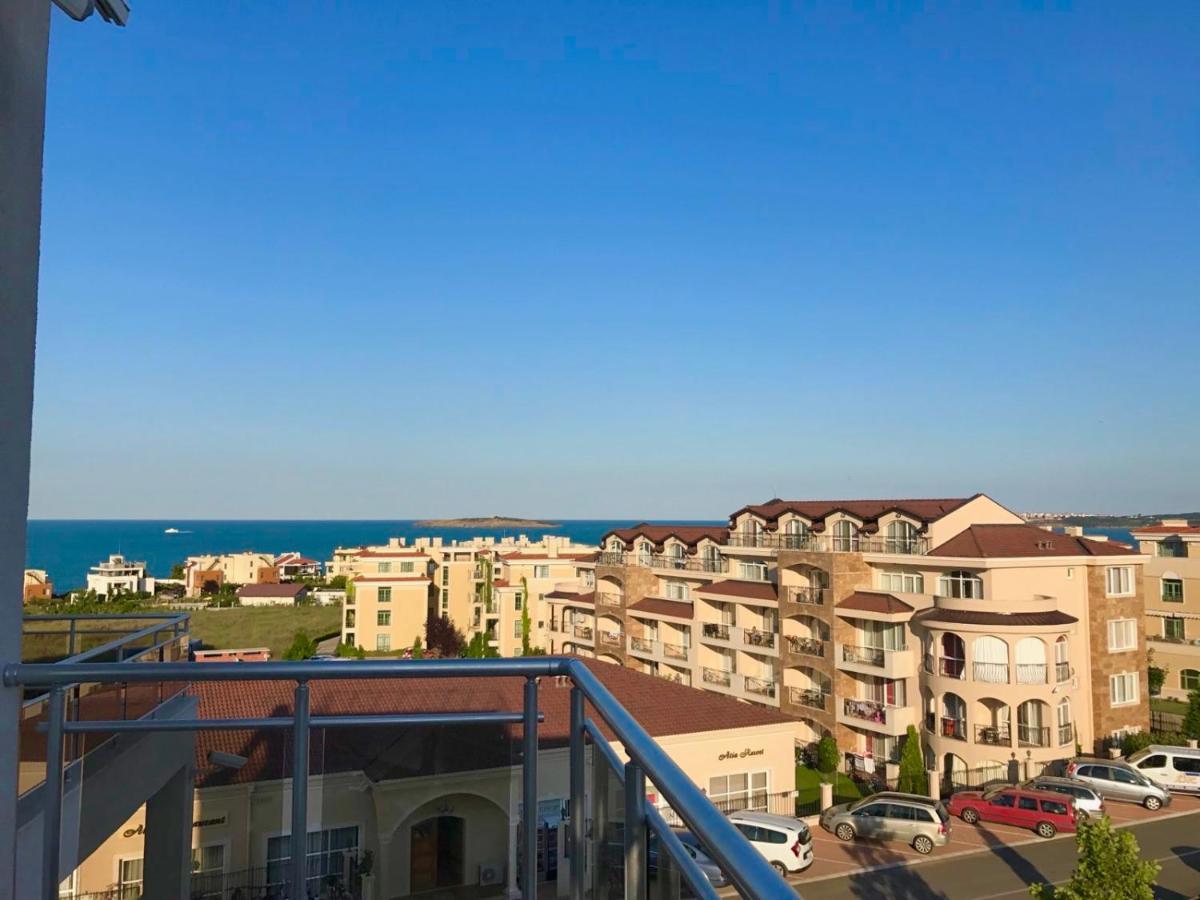 Apartments In Sunny Island Complex Τσερνομόρετς Εξωτερικό φωτογραφία