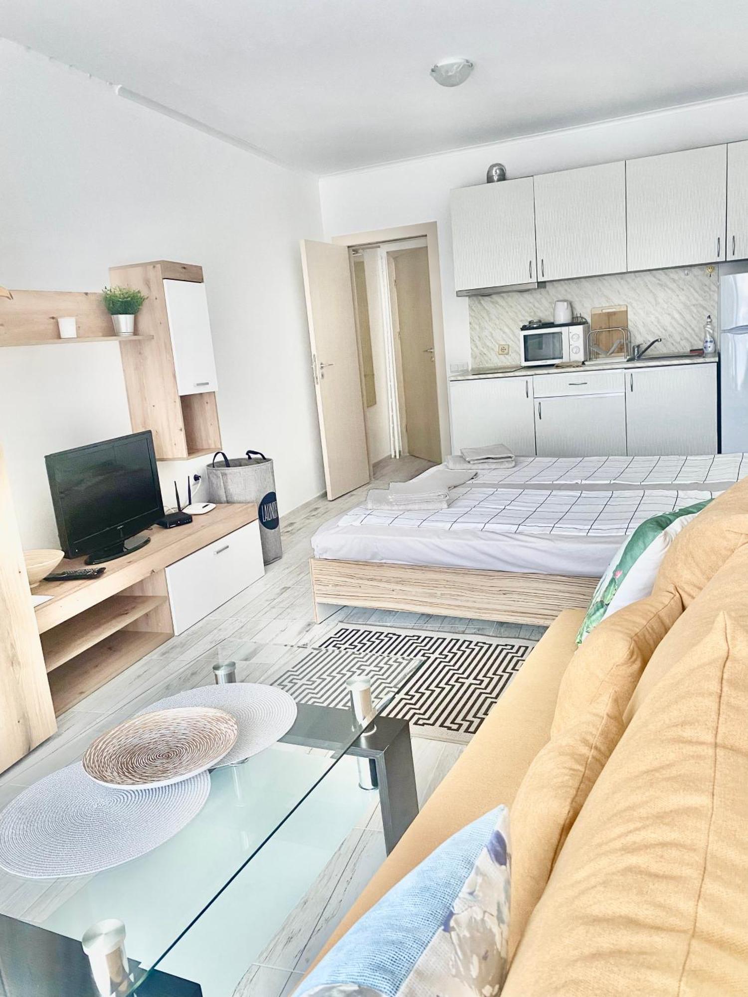 Apartments In Sunny Island Complex Τσερνομόρετς Εξωτερικό φωτογραφία